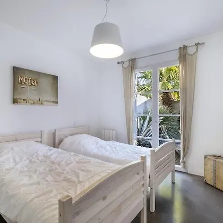 Taru La Palmyre Holiday home *